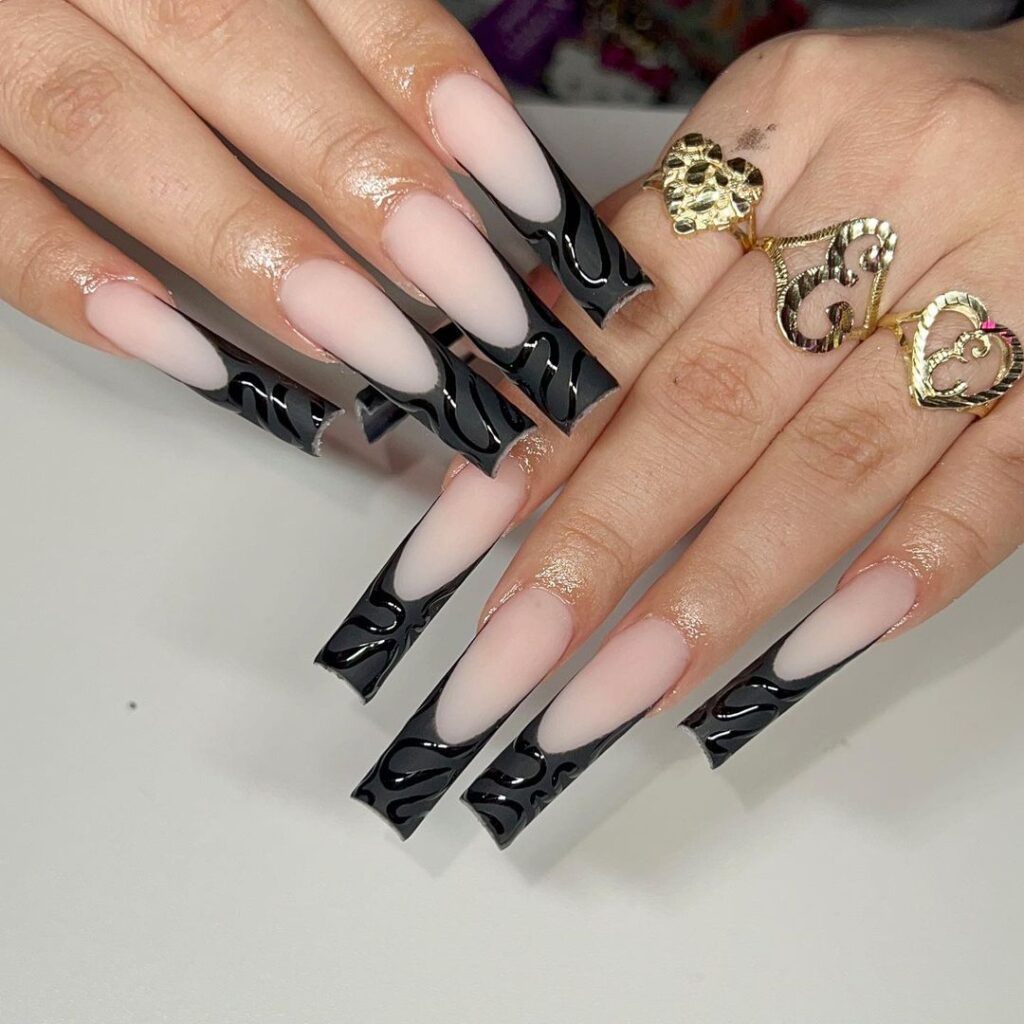 Black French Tip Nails