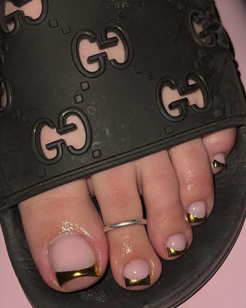 Black French Tip Nails toes